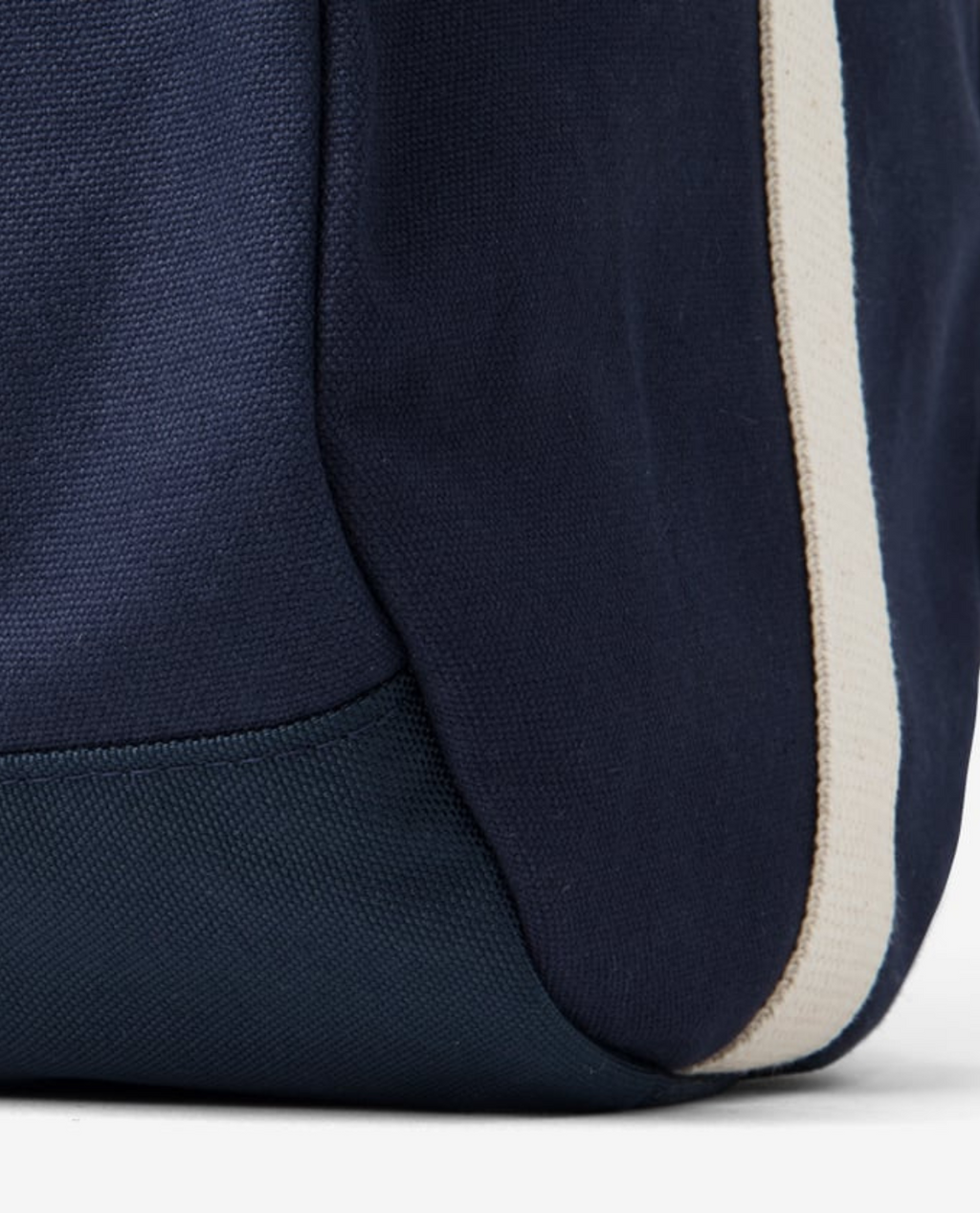 Renote Barrel Bag